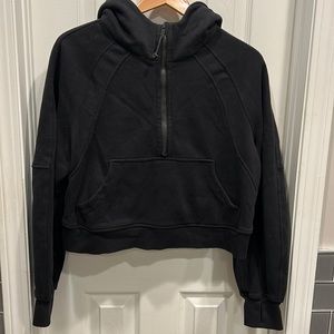 Cropped Lululemon Scuba Hoodie M/L like new